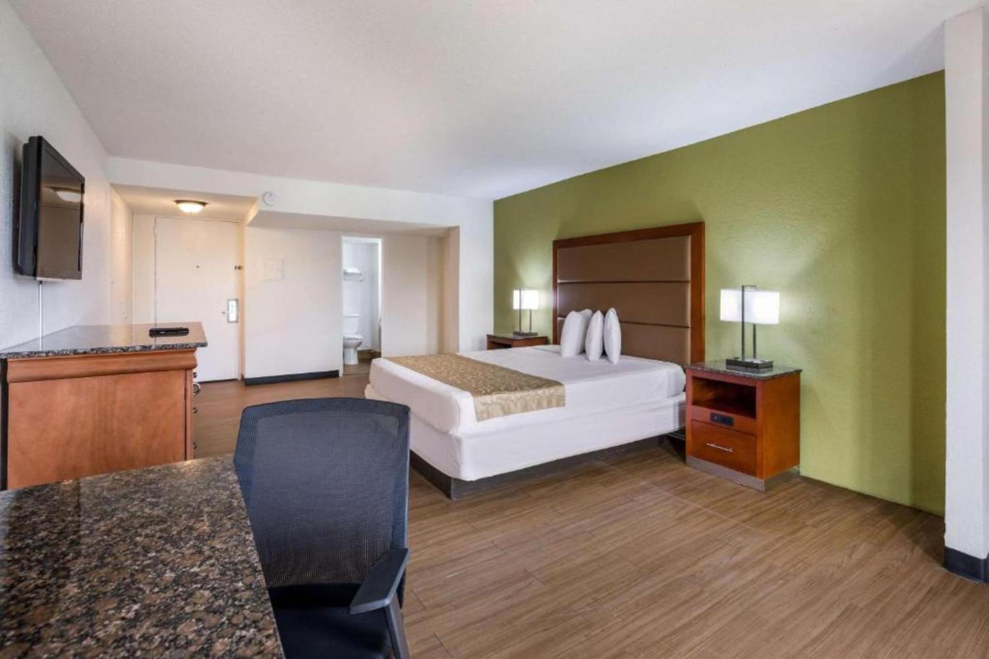 Oyo Hotel Orlando Airport Exterior foto